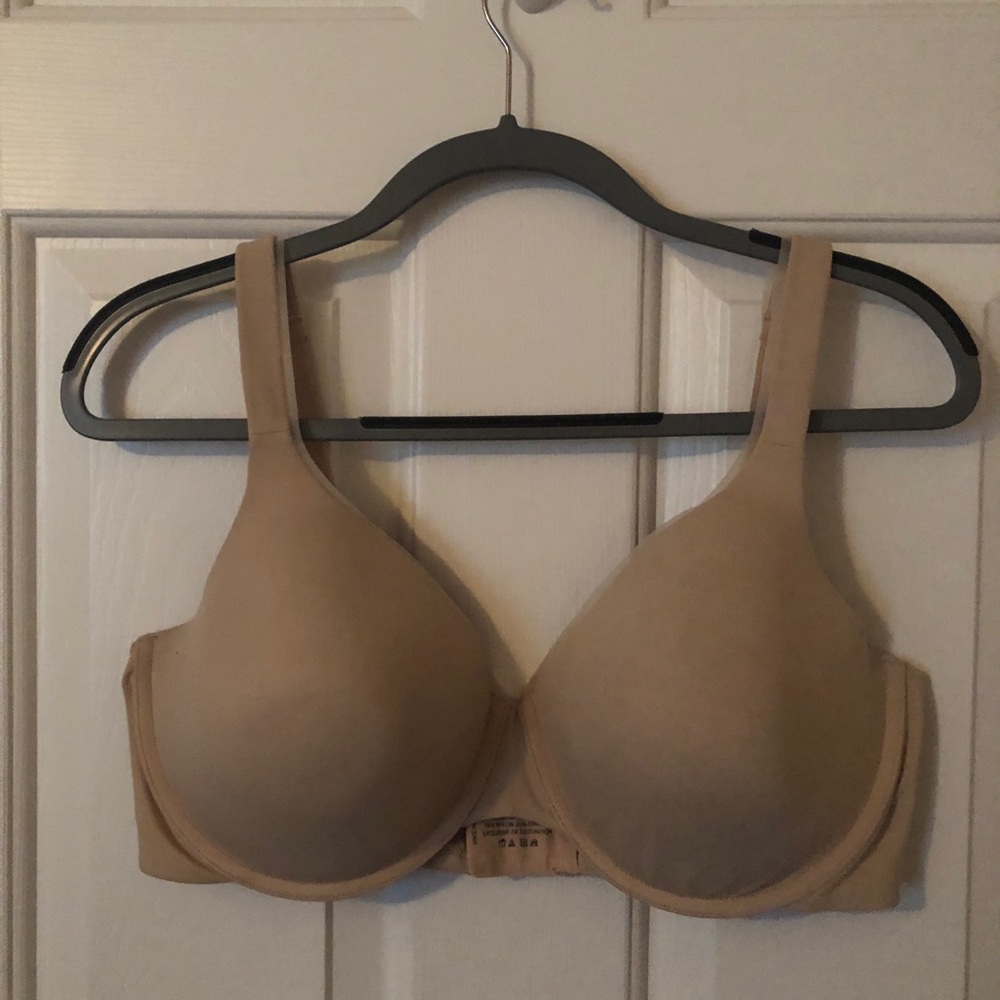 👑NWOT Vanity Fair nude bra👑